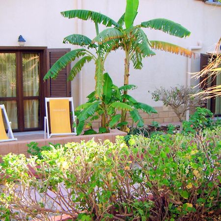 Triscinamare Hotel Residence Bagian luar foto