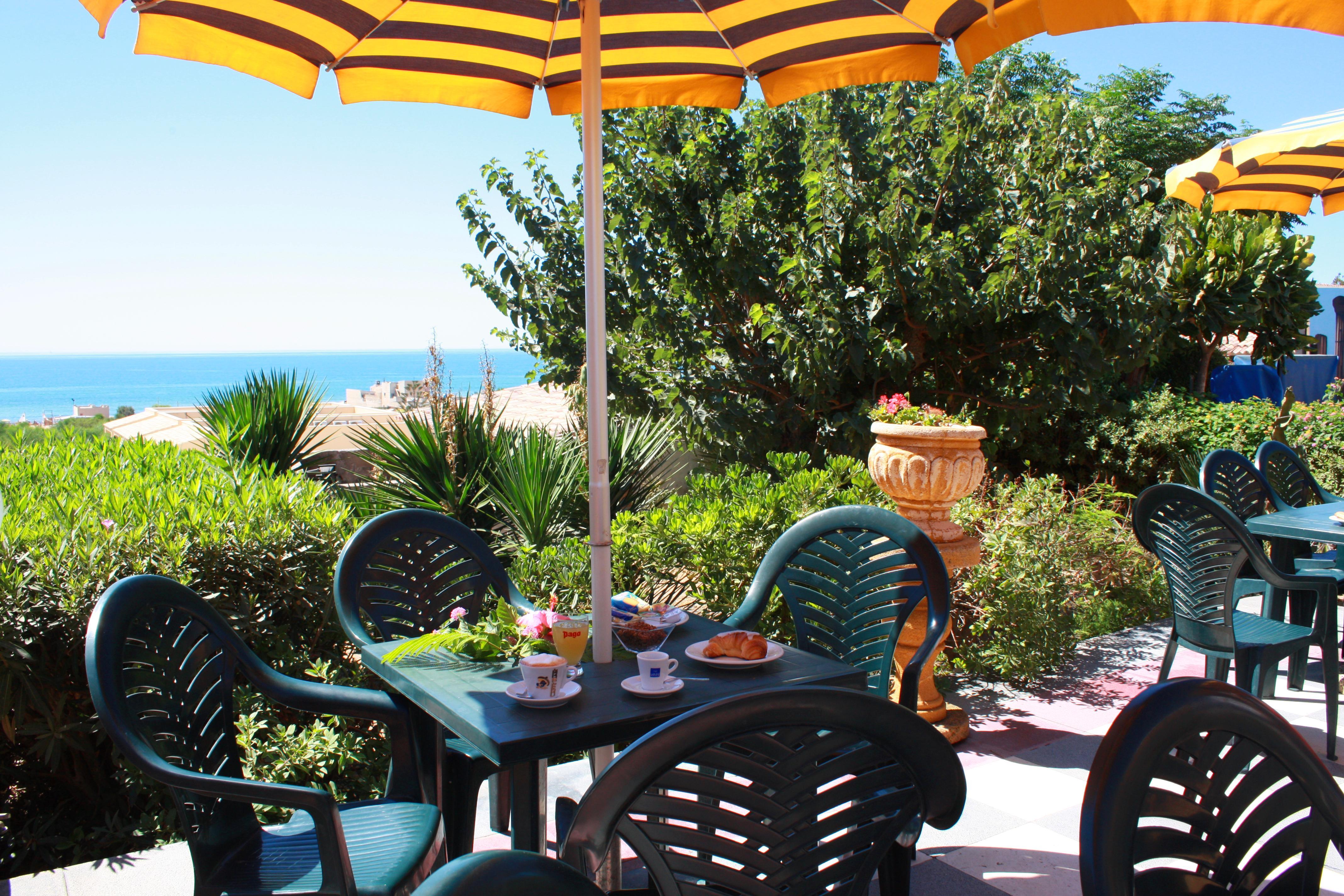 Triscinamare Hotel Residence Bagian luar foto